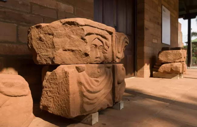 devuelven una reliquia cultural de la Iglesia principal de las ruinas de San Ign