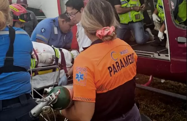 Paramedicos en el accidente